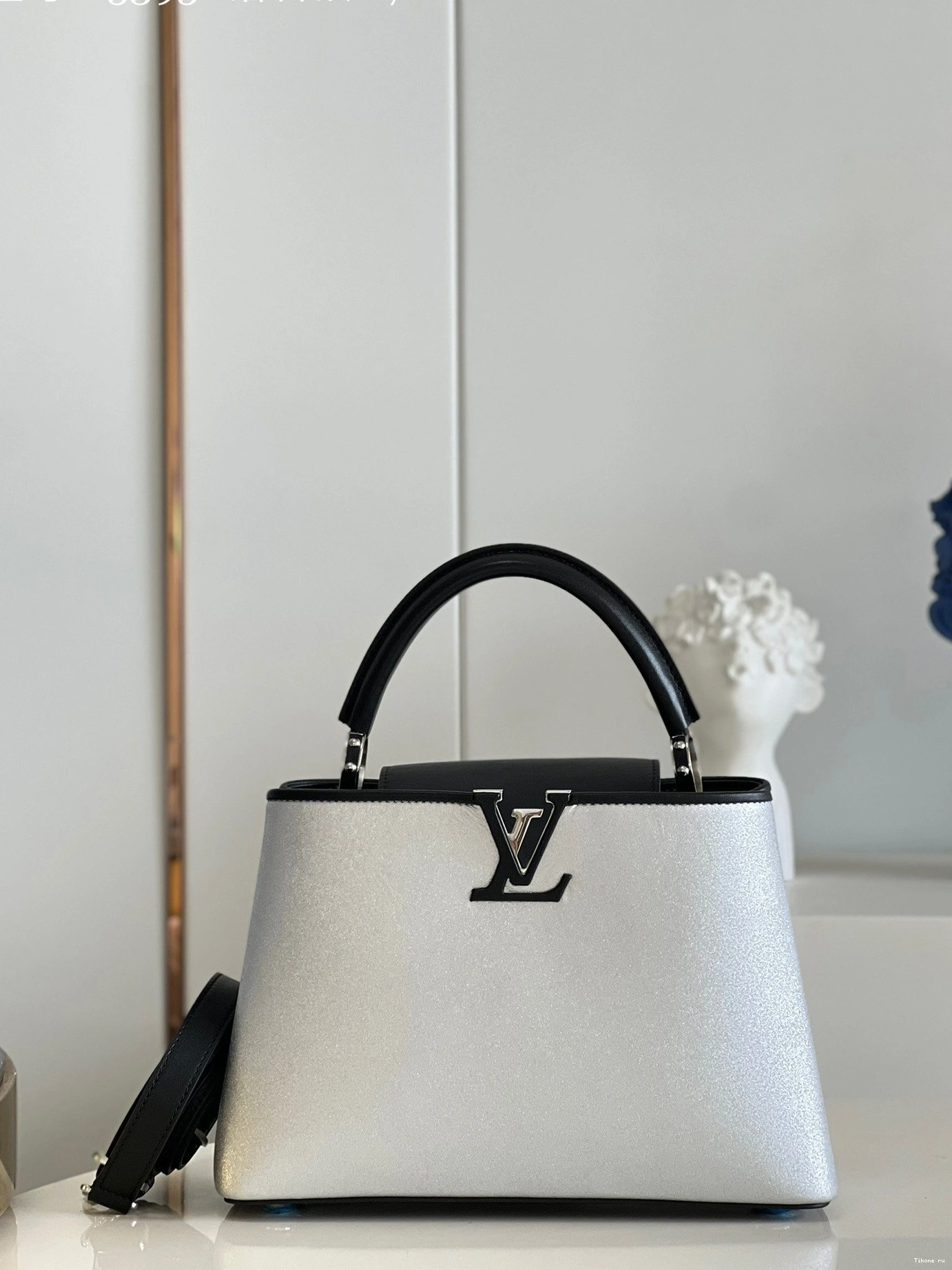 Affordable VUITTON CAPUCINES LOUIS BB 0726